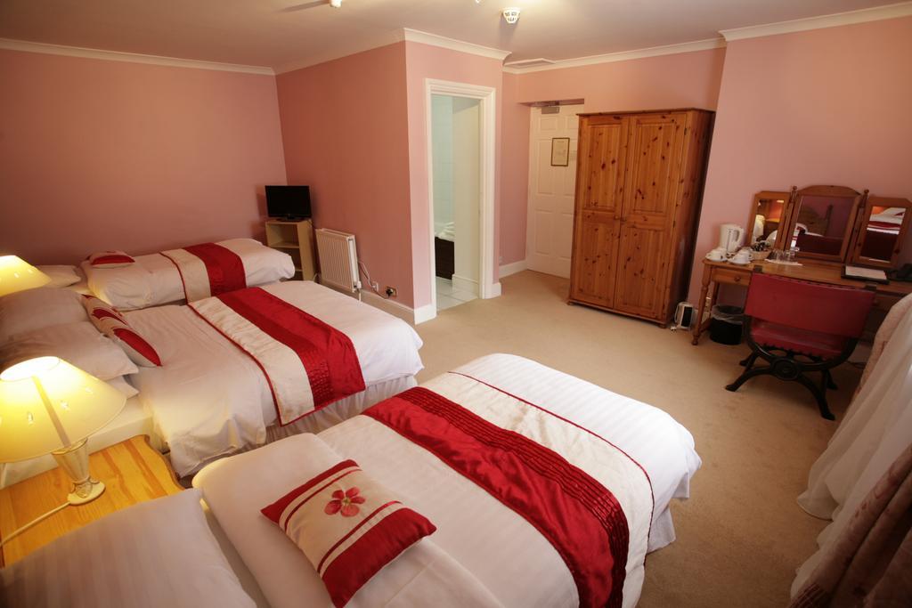 The Imperial Hotel Stroud Kültér fotó